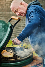 Učitajte sliku u preglednik galerije, BIG GREEN EGG PREŠA OD LIJEVANOG ŽELJEZA (GRILL PRESS)