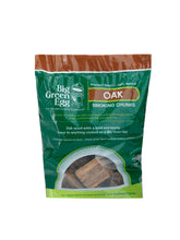 Učitajte sliku u preglednik galerije, Big Green Egg Chunks (Big Green Egg drvene sječke)