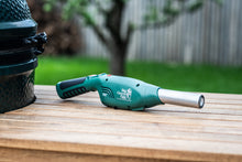 Učitajte sliku u preglednik galerije, Big Green Egg Charcoal EGGniter (Big Green Egg potpaljivač za ugljen, brikete i drvo)