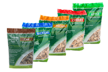 Učitajte sliku u preglednik galerije, Big Green Egg Wood Chips (Big Green Egg drveni čips za dimljenje)