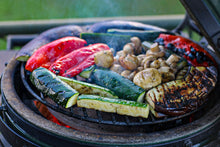 Učitajte sliku u preglednik galerije, Big Green Egg MiniMax (orginal kamado roštilj)