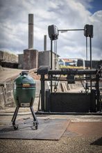 Učitajte sliku u preglednik galerije, Big Green Egg Nest intEGGrated Handler (Big Green Egg postolje s integriranom ručkom)