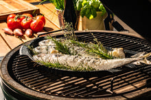 Učitajte sliku u preglednik galerije, Big Green Egg Perforated Half Grid (Perforirana polurešetka)