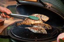 Učitajte sliku u preglednik galerije, Big Green Egg Silicone Tipped Tongs (Big Green Egg silikonske hvataljke)