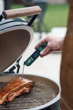 Učitajte sliku u preglednik galerije, Big Green Egg Thermometer with Opener (Big Green Egg termometar s otvaračem)