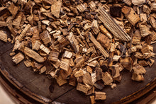 Učitajte sliku u preglednik galerije, OAK WOOD CHIPS (HRAST -DRVENI ČIPS)
